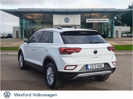 2023 Volkswagen T-Roc - photo 3