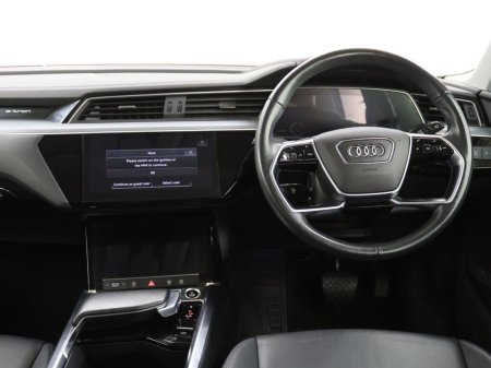 2020 Audi e-tron - photo 11