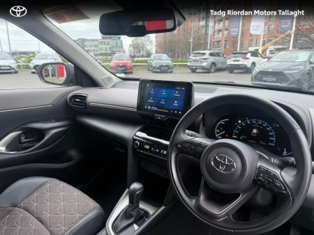 2024 Toyota Yaris Cross - photo 13