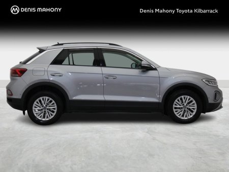 2022 Volkswagen T-Roc - photo 3