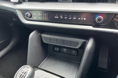 2025 Kia Sportage - photo 31