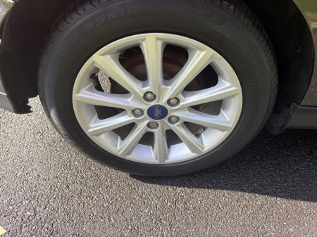 2016 Ford Focus - photo 21