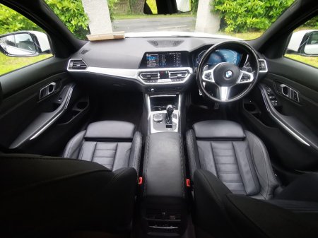 2021 BMW 3-Series - photo 13