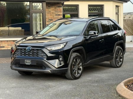 2024 Toyota RAV4 - photo 3