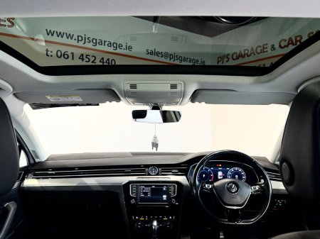2017 Volkswagen Passat - photo 11