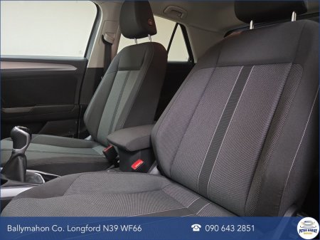 2024 Volkswagen T-Roc - photo 21