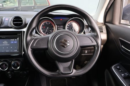 2019 Suzuki Swift - photo 21