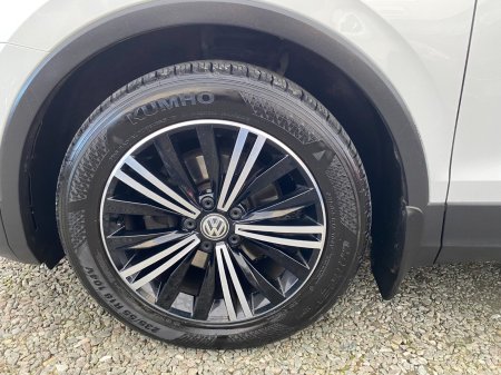 2018 Volkswagen Tiguan - photo 8