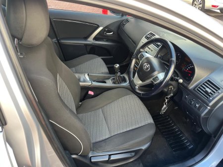 2013 Toyota Avensis - photo 3