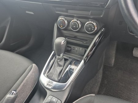 2023 Mazda Mazda2 - photo 12