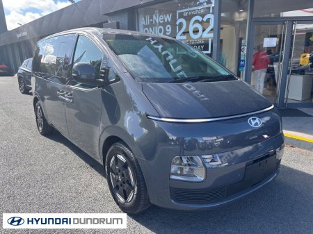 2027 Hyundai Staria - photo 3