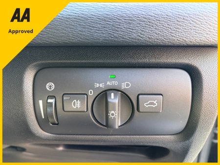 2019 Volvo V40 - photo 19