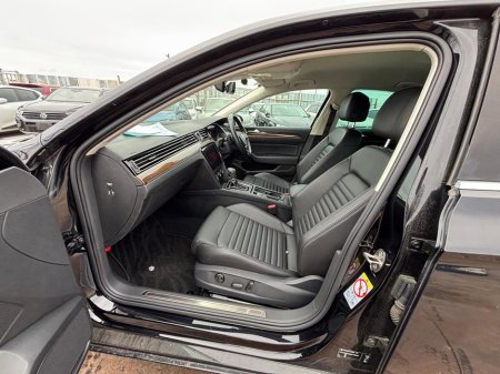 2020 Volkswagen Passat - photo 7