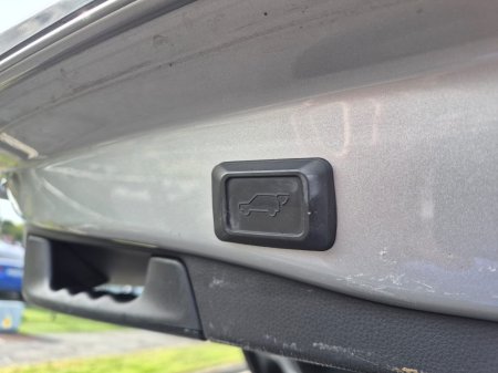 2019 Toyota RAV4 - photo 13