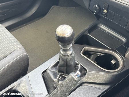 2016 Toyota RAV4 - photo 16