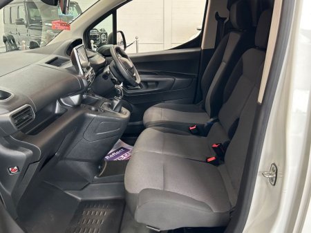 2021 Peugeot Partner - photo 14