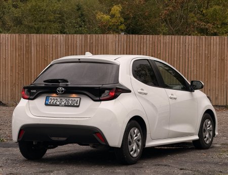 2022 Toyota Yaris - photo 19