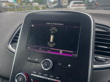 2020 Renault Grand Scenic - photo 11