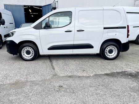 2023 Peugeot Partner - photo 25