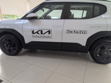 2026 Kia EV2 - photo 2