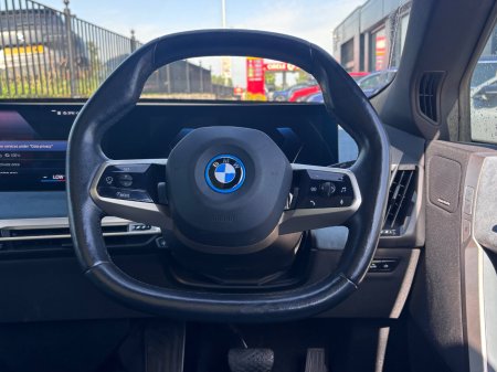 2022 BMW iX - photo 11