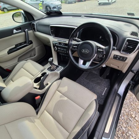 2022 Kia Sportage - photo 12