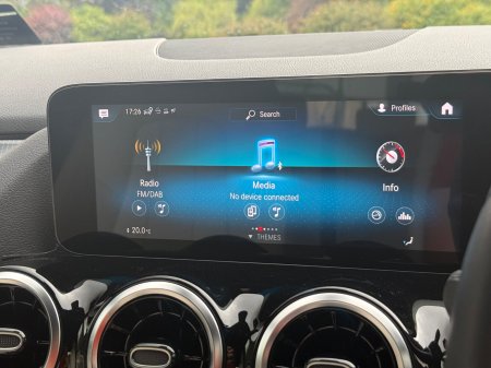 2022 Mercedes-Benz GLA - photo 18