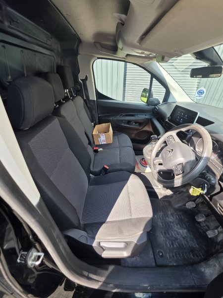 2024 Citroen Berlingo - photo 8