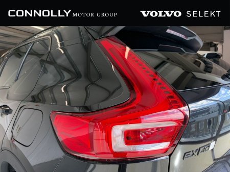 2025 Volvo EX40 - photo 13