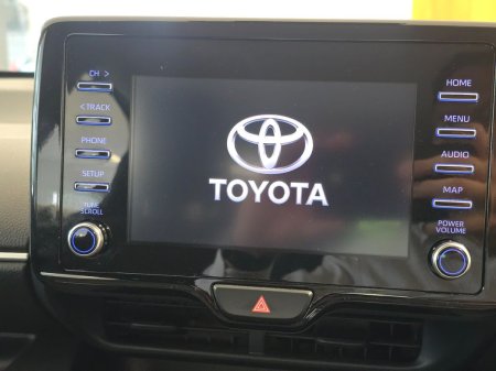 2023 Toyota Yaris - photo 11