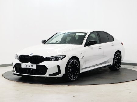 2023 BMW 3-Series - photo 8