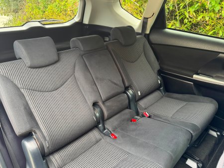 2014 Toyota Prius - photo 10