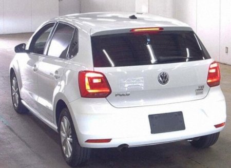 2017 Volkswagen Polo - photo 2