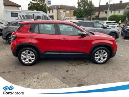 2025 Jeep Avenger - photo 8