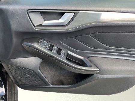 2023 Ford Focus - photo 12