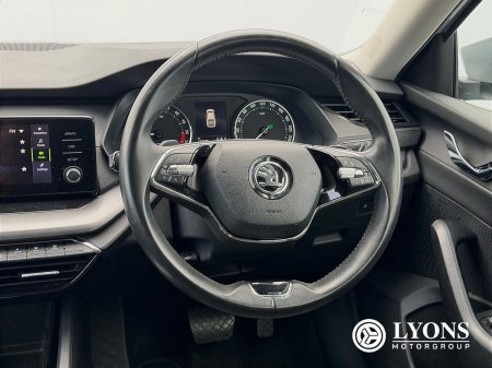 2022 Skoda Octavia - photo 9