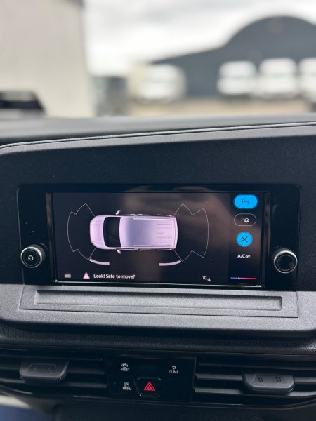 2023 Volkswagen Caddy - photo 12