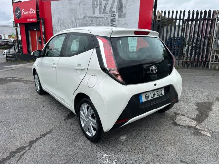 2016 Toyota Aygo - photo 17