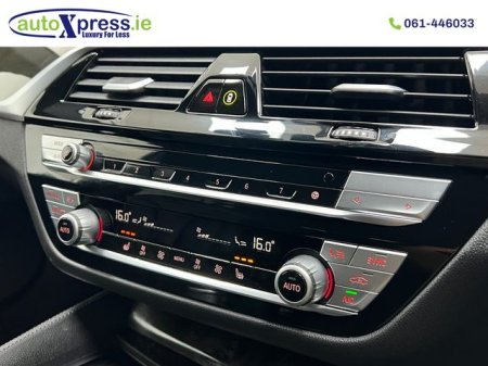 2022 BMW 5-Series - photo 28