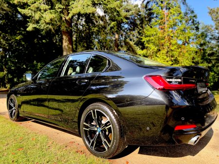 2023 BMW 3-Series - photo 28