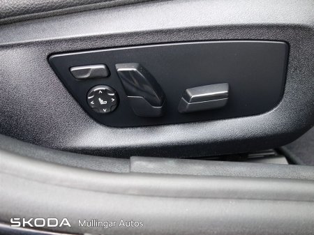 2021 BMW 5-Series - photo 19