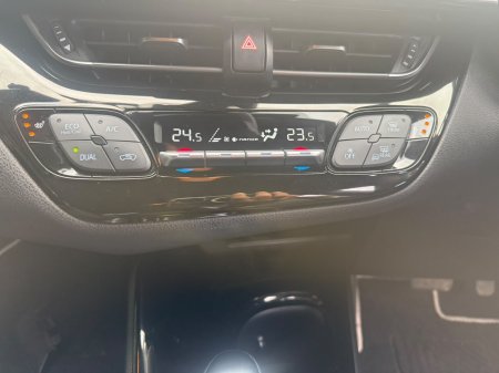 2019 Toyota C-HR - photo 10