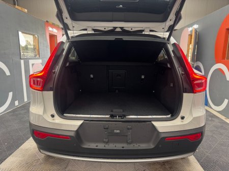 2022 Volvo XC40 - photo 7