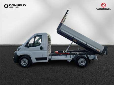 2026 Vauxhall Movano - photo 13