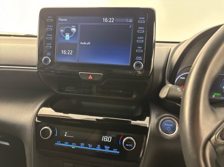 2024 Toyota Yaris Cross - photo 15