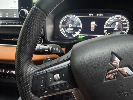 2023 Mitsubishi Outlander - photo 13