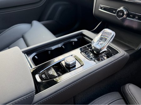 2025 Volvo XC90 - photo 27