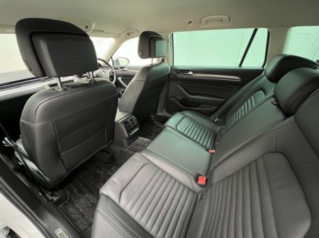 2020 Volkswagen Passat - photo 6