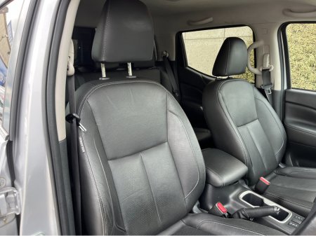 2019 Nissan Navara - photo 11