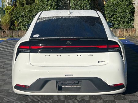 2023 Toyota Prius - photo 16